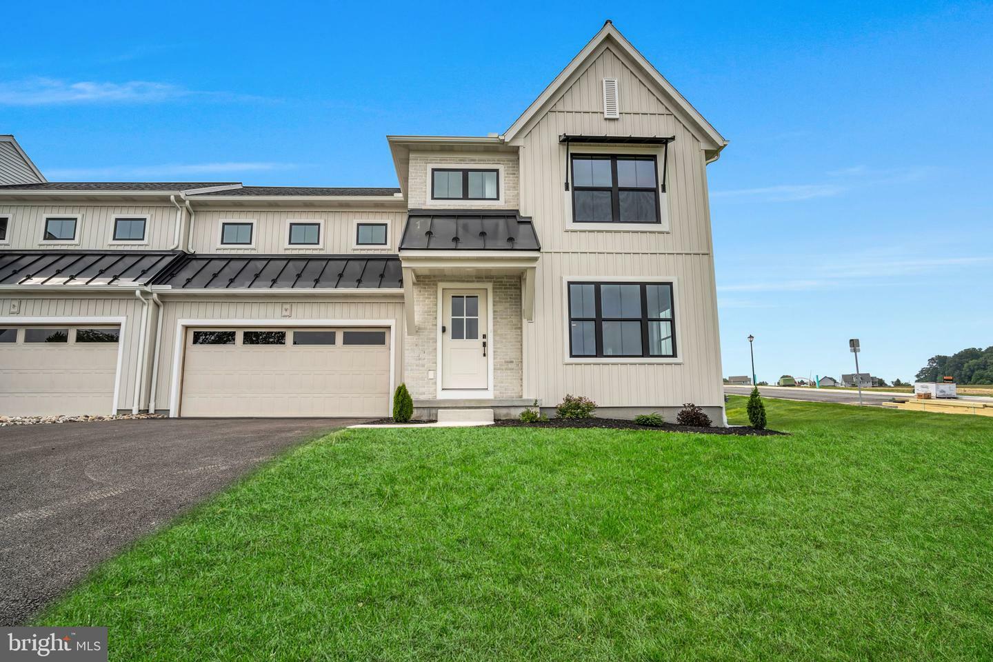 4 Melrose Lane 041-11  Palmyra PA 17078 photo