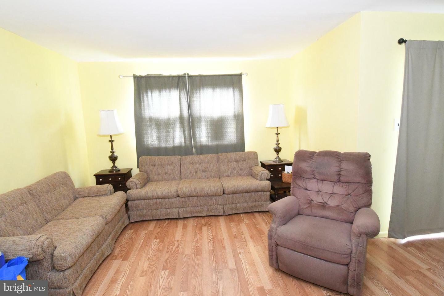 Property Photo: 40 Florence Tollgate -3 NJ 08518