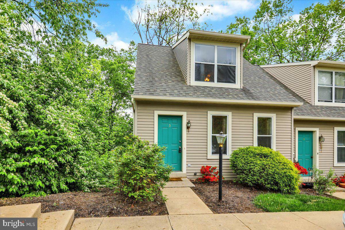 Property Photo: 5 Westpointe Dr. PA 17522