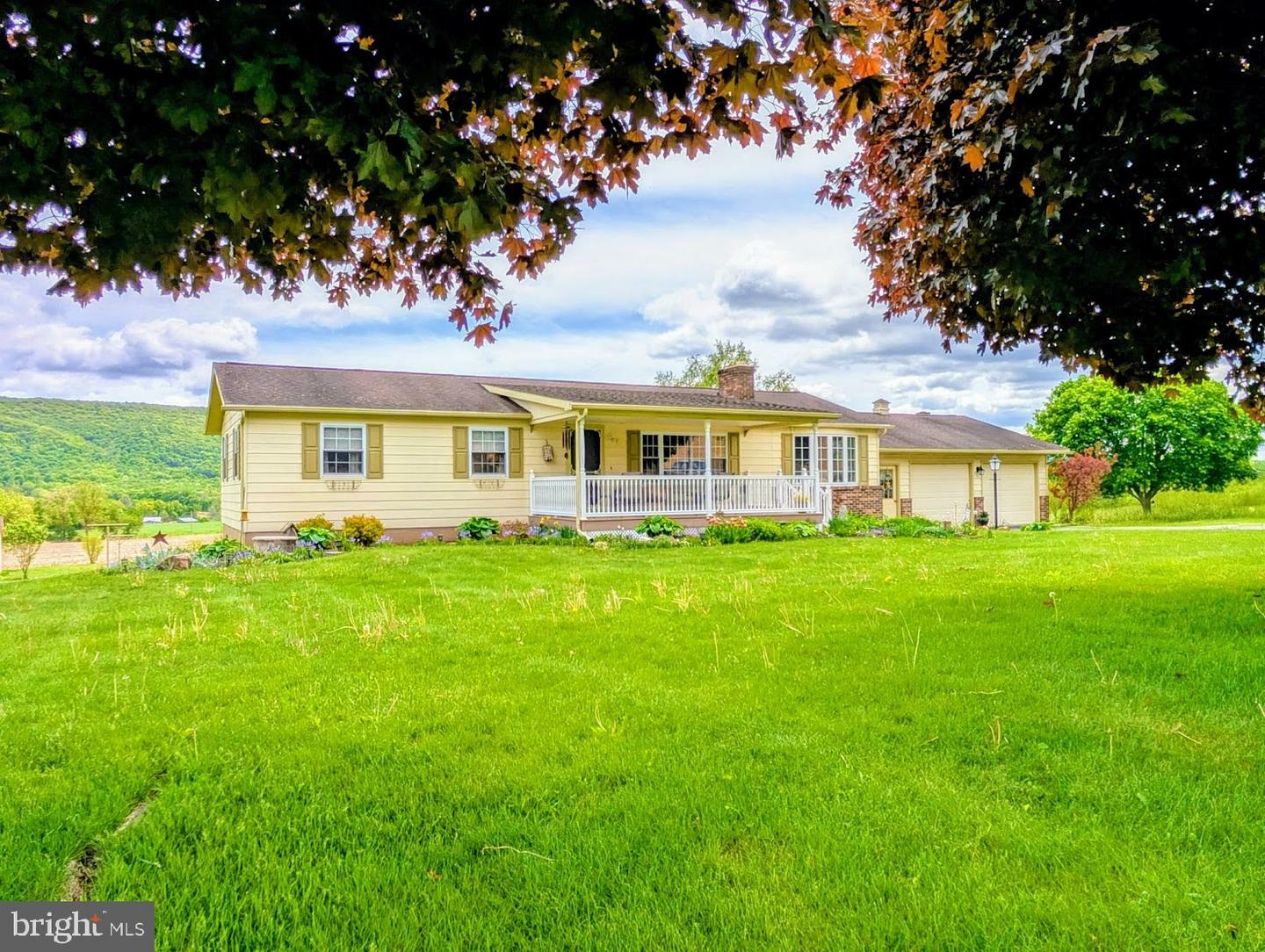 Property Photo:  1876 Upper Snake Spring Road  PA 15537 