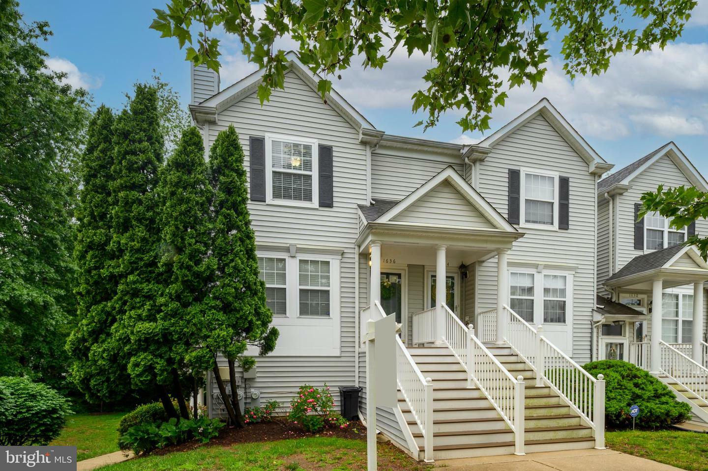 Property Photo: 1636 Fallowfield Court MD 21114