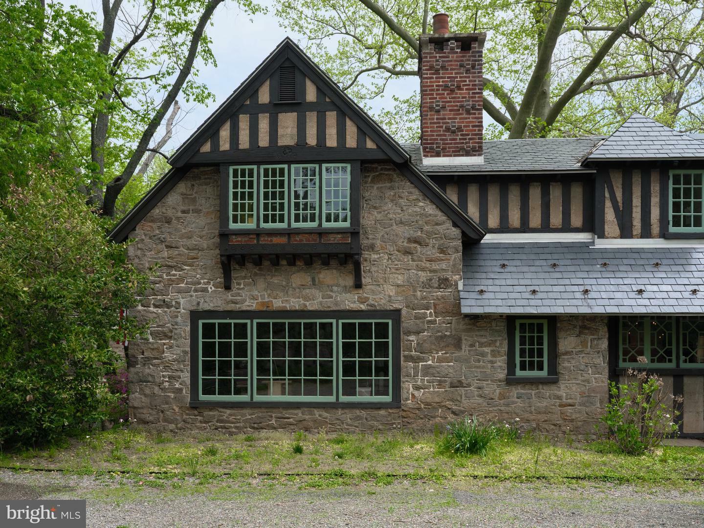 Property Photo: 2610 River Road PA 18938