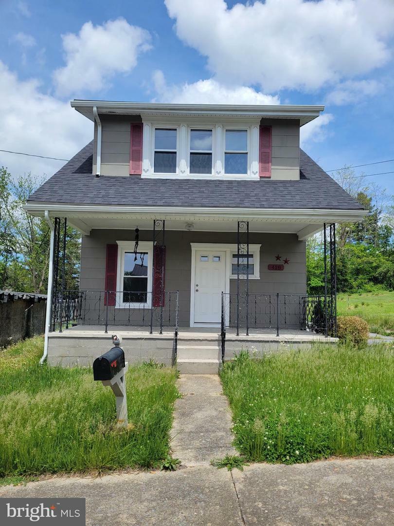 418 W Fifth Street  Waynesboro PA 17268 photo