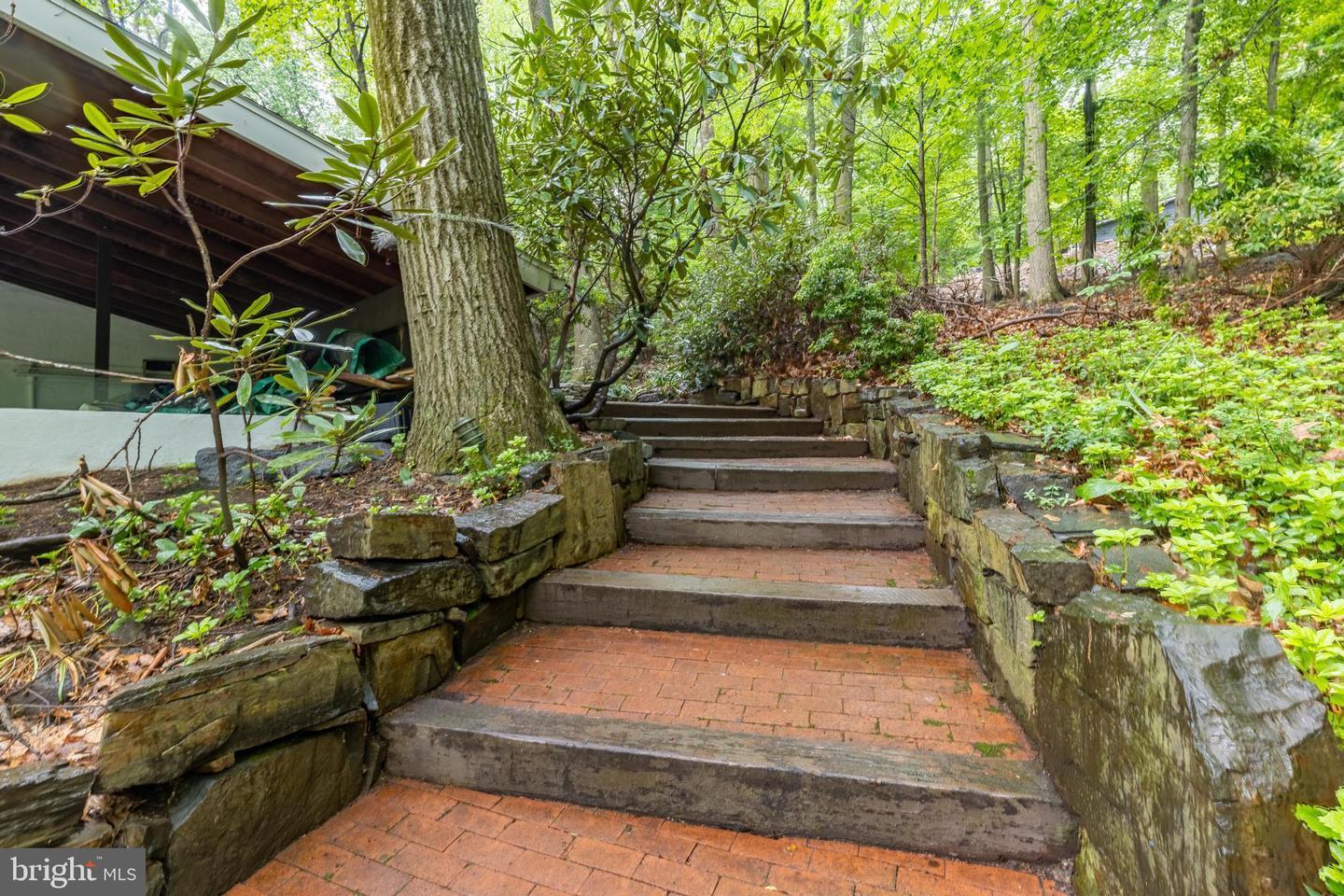 Property Photo: 200 Jug Hollow Road PA 19481