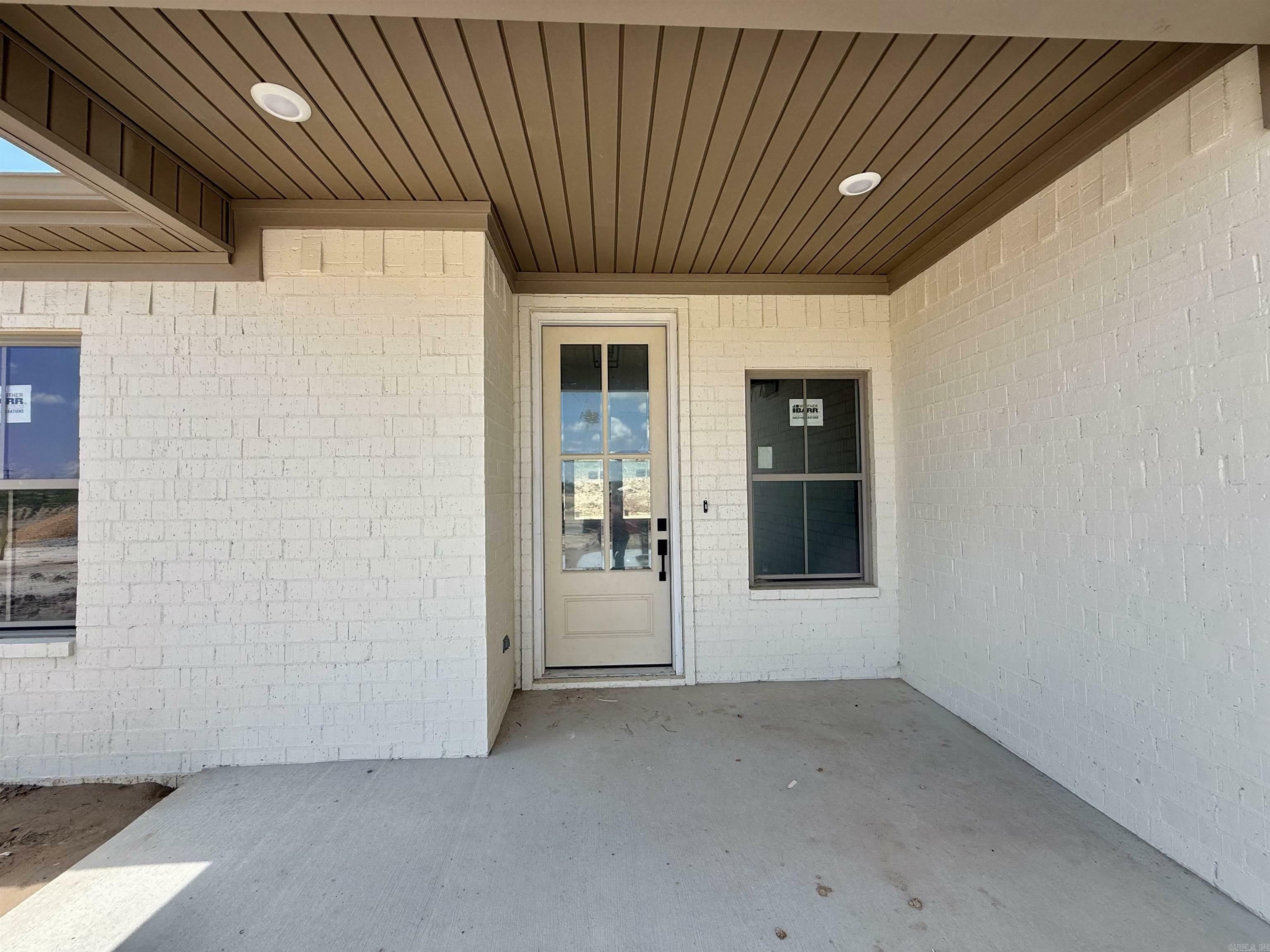 Property Photo: 260 Kelton Street AR 72065