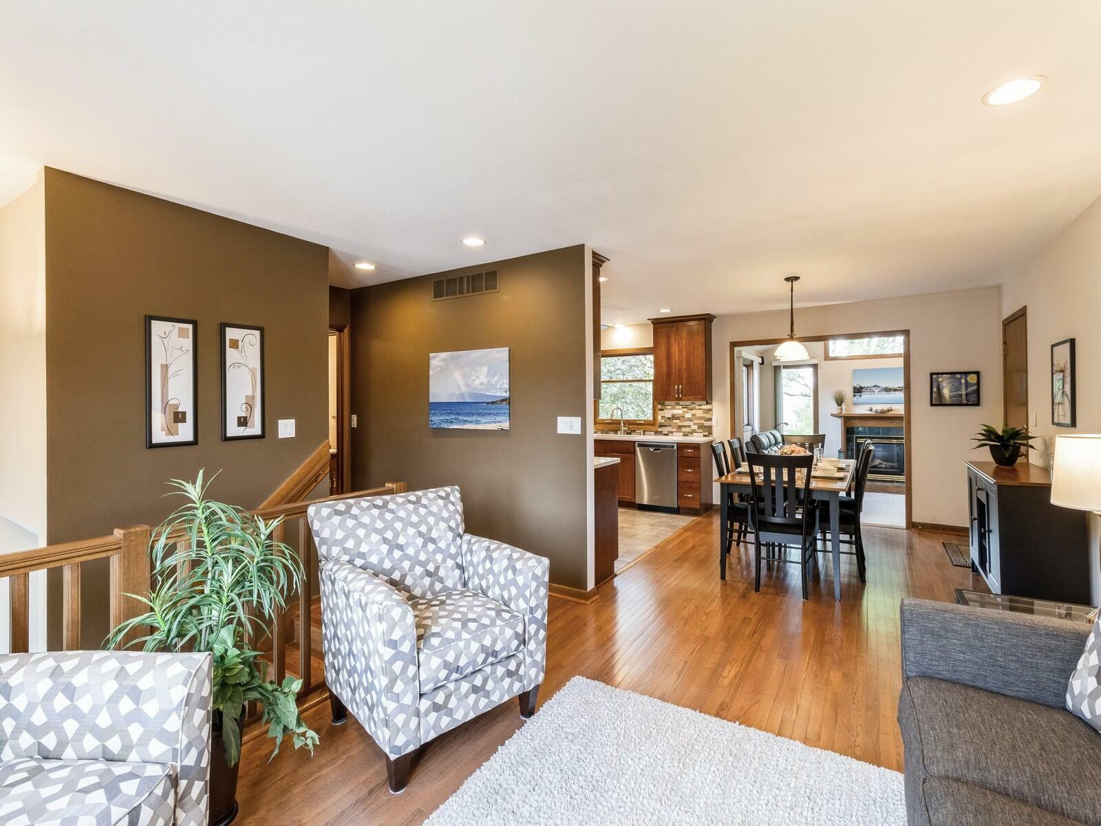 Property Photo: 2211 Prairie View East IA 50010
