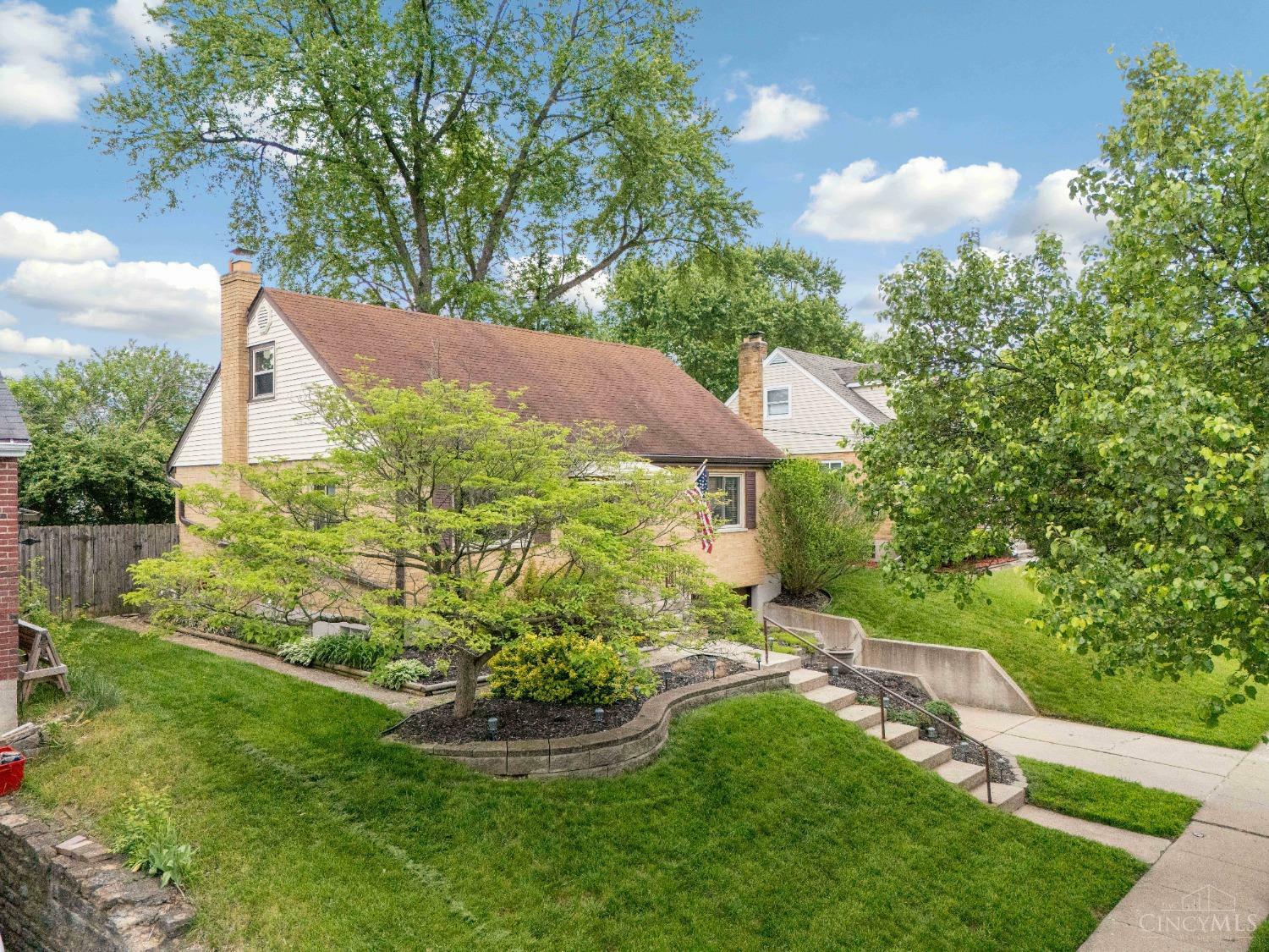Property Photo: 1174 Alwil Drive OH 45215