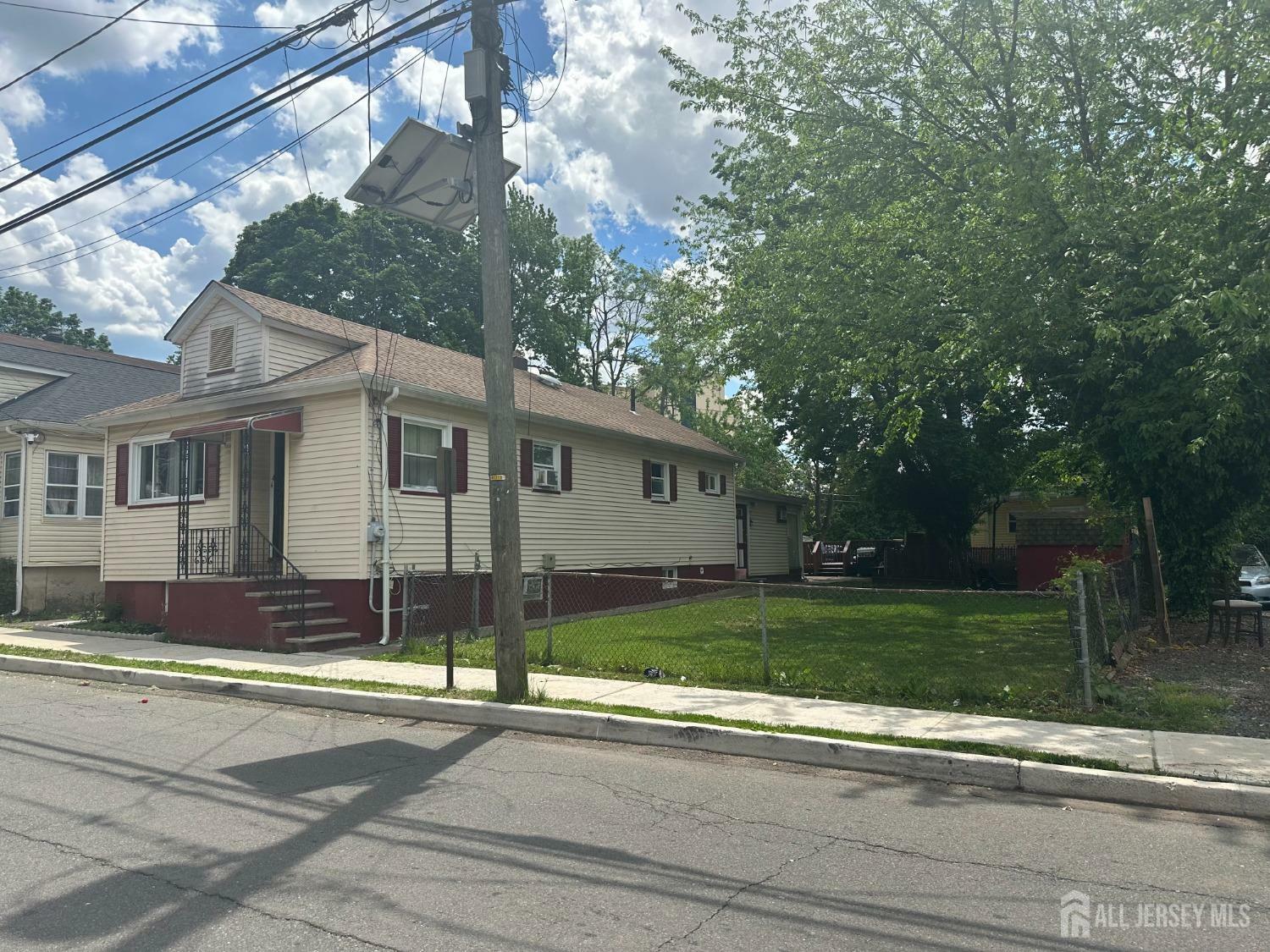 Property Photo: 44 S Ward Street NJ 08901