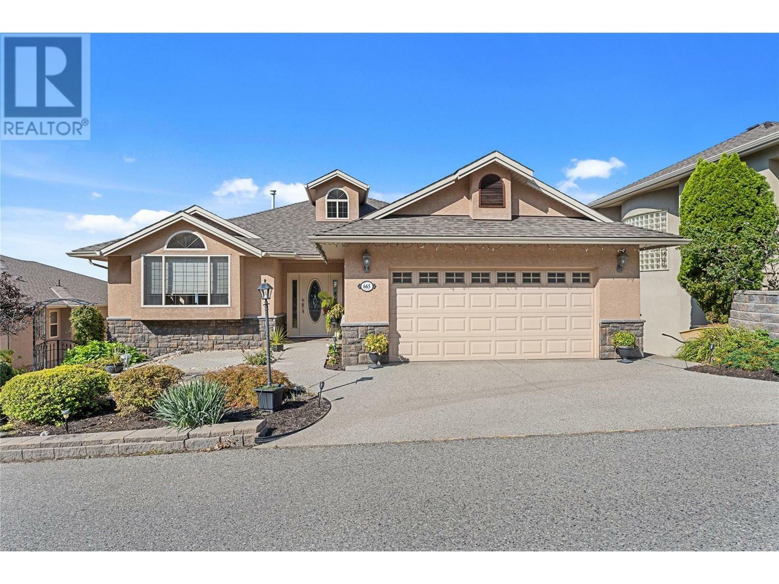 665 Denali Drive  Kelowna BC V1V 2P5 photo