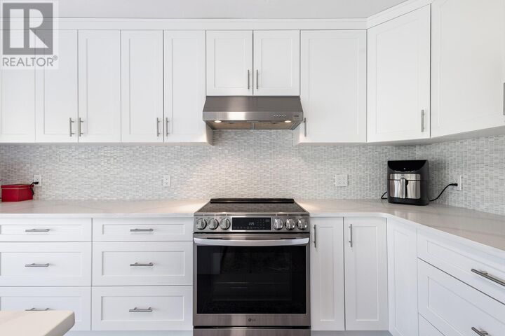Property Photo:  2110 21 Avenue  BC V1T 8H6 