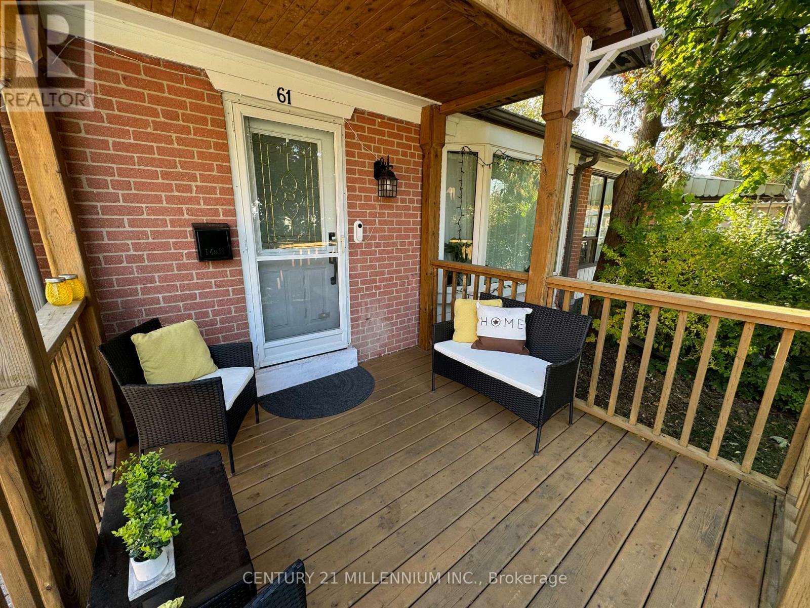 Property Photo: 61 Newlands Avenue ON M1L 1S1