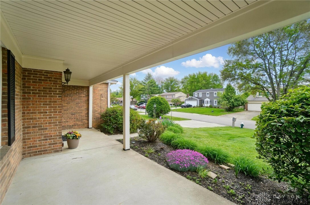 Property Photo: 1854 Willowrun Lane OH 45140