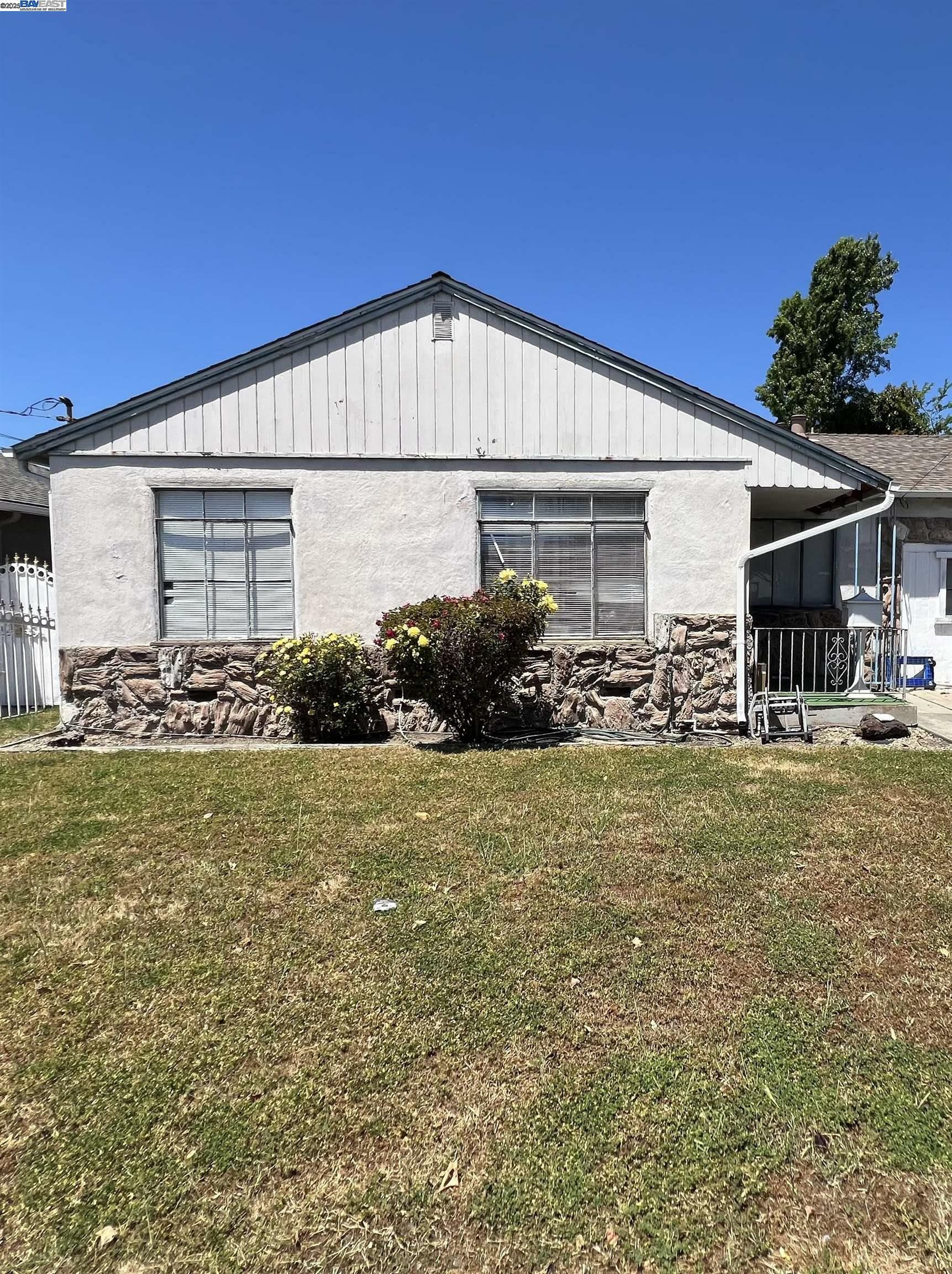 Property Photo: 951 Jean Way CA 94545