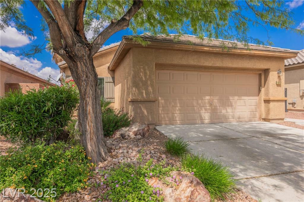 Property Photo: 6737 Divers Loons Street NV 89084
