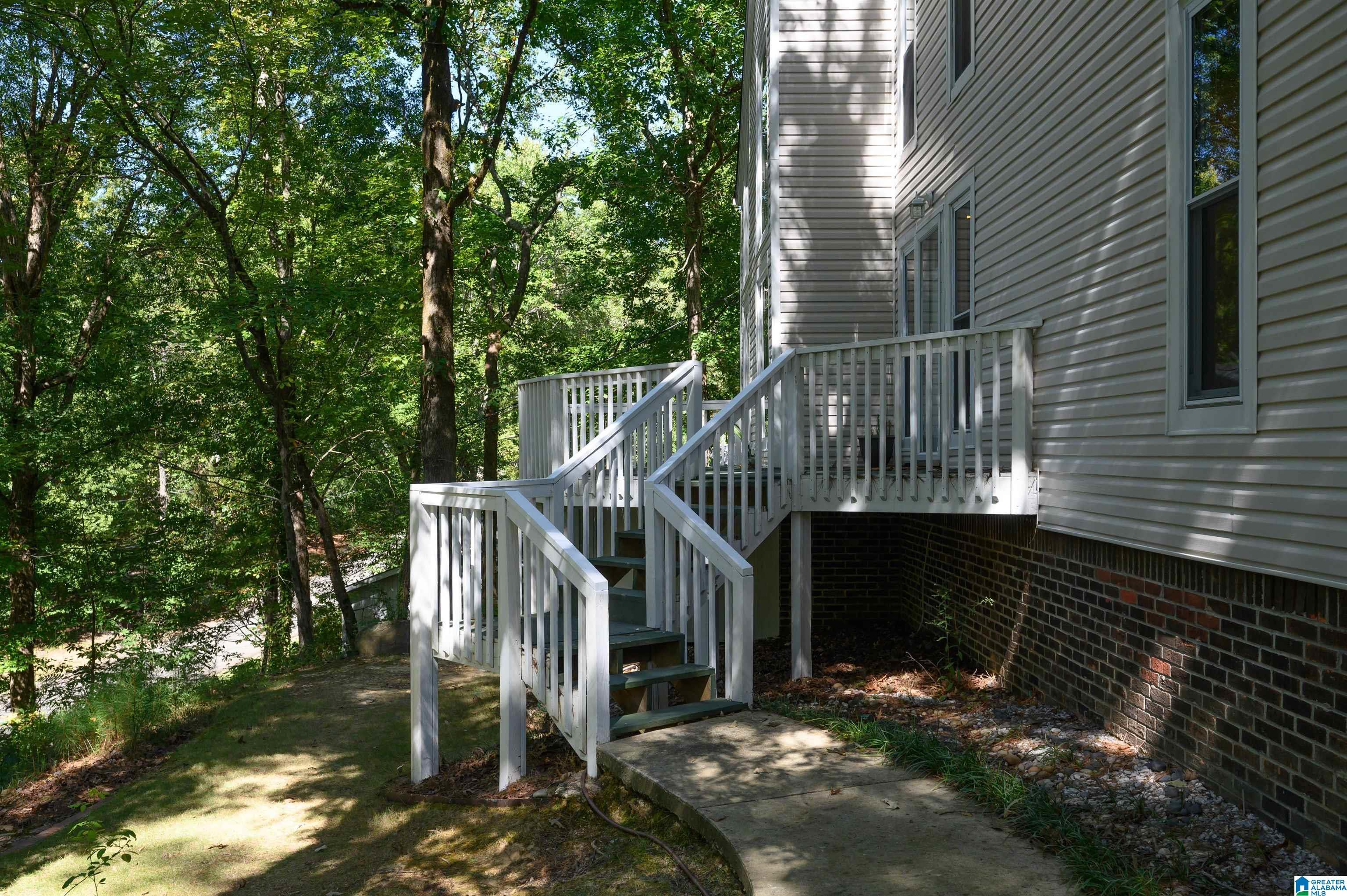 Property Photo: 3025 Panaridge Circle AL 35216