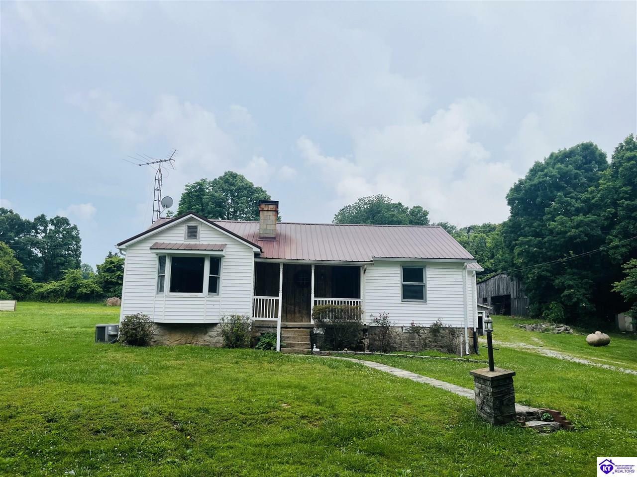 Property Photo: 2085 Summit Road KY 42712