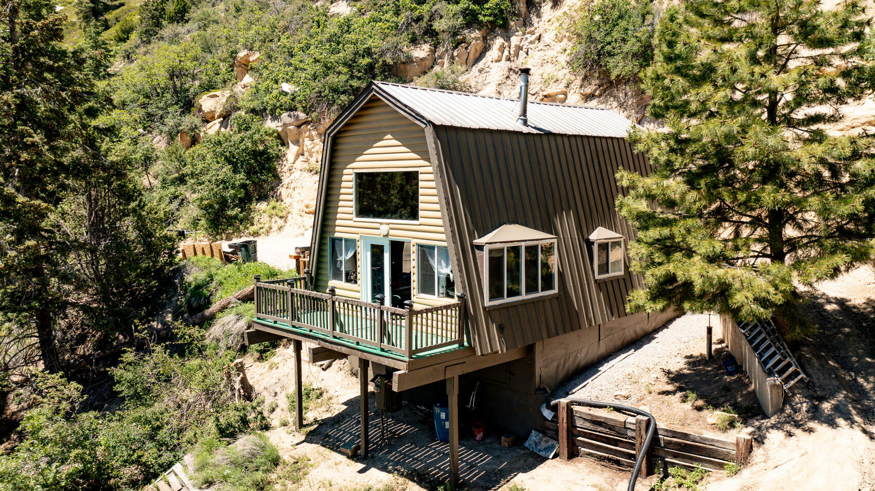 Property Photo: 4630 N White Sands Lp UT 84762