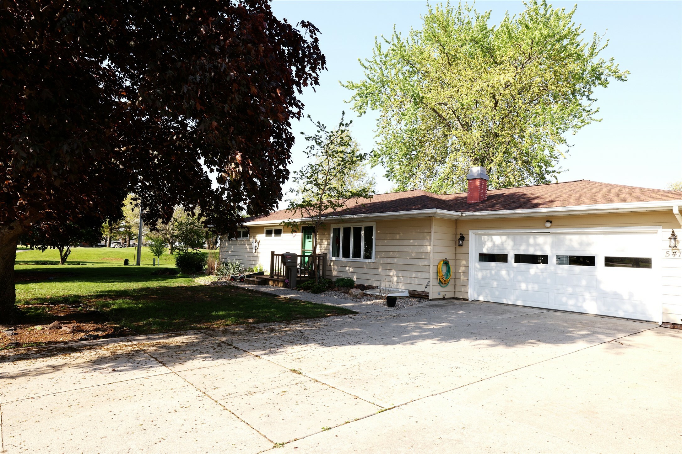 Property Photo: 541 S Cedar Street IA 50036