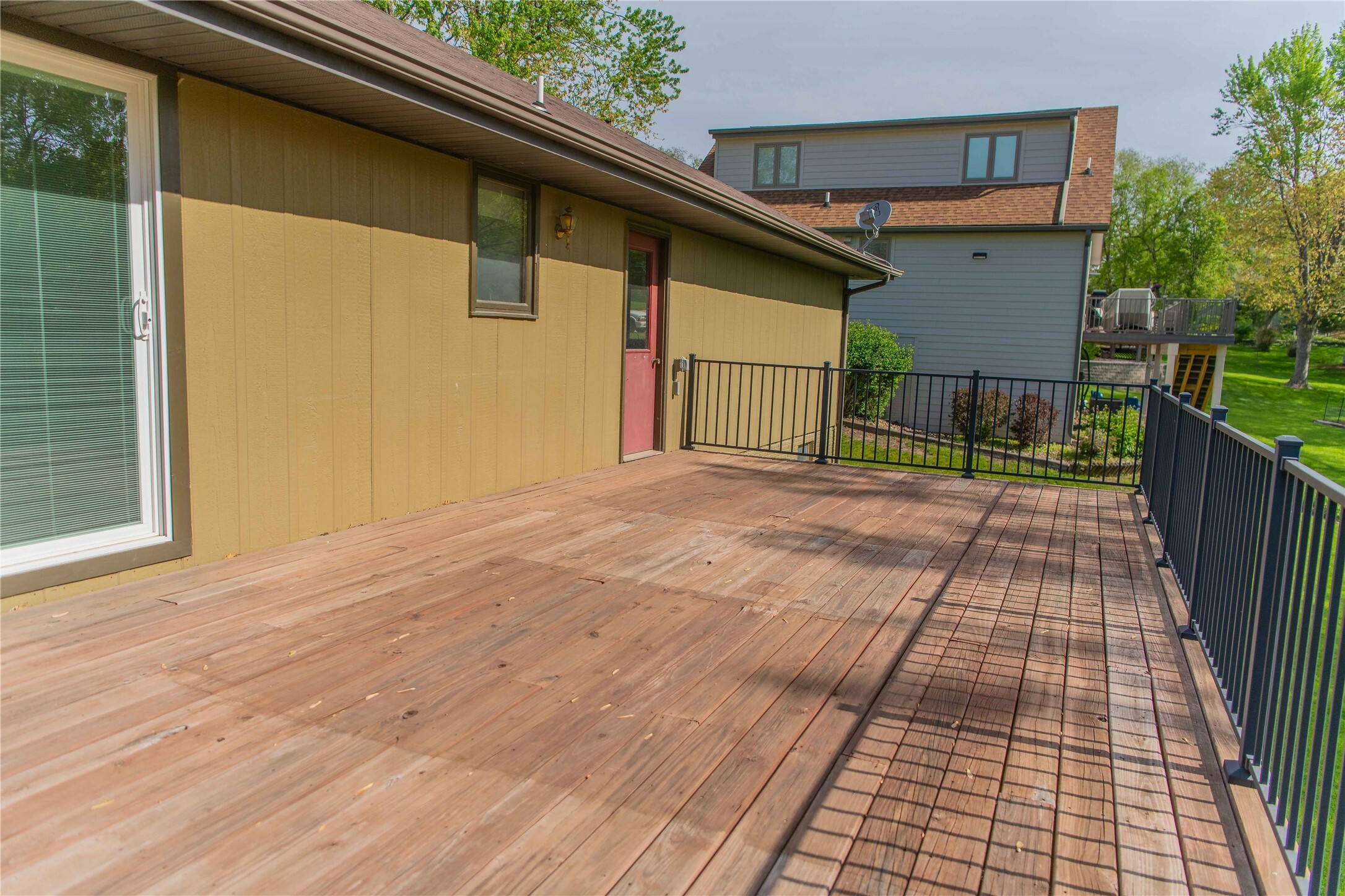 Property Photo: 1546 W 4th Street IA 50219
