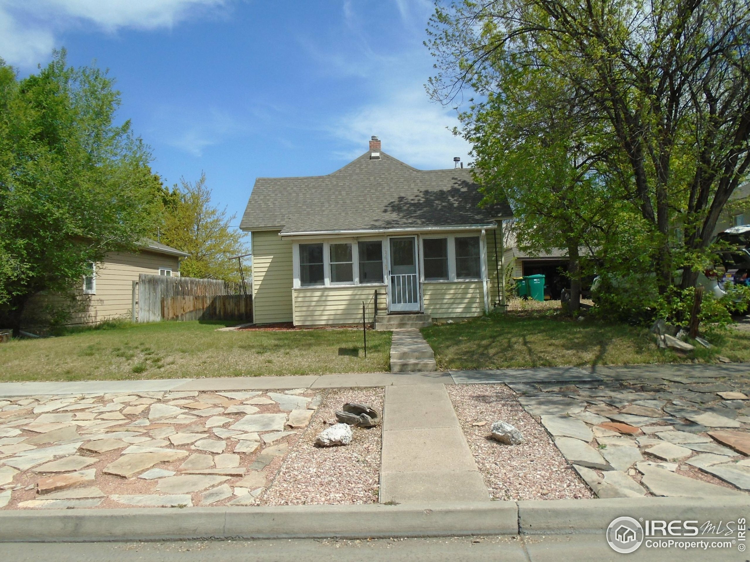 Property Photo: 116 Walnut St CO 80550