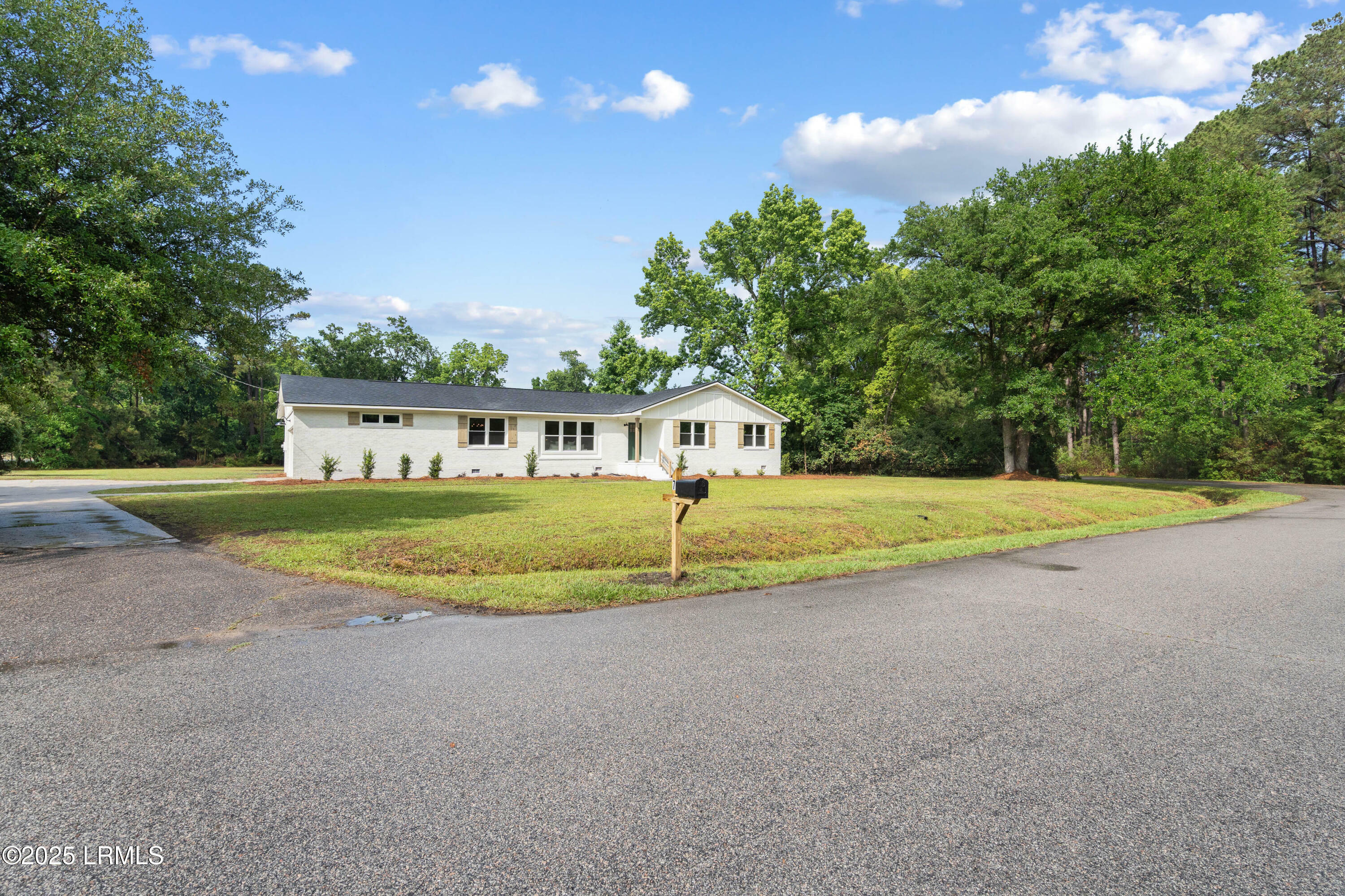 Property Photo: 7 Surf Drive SC 29907