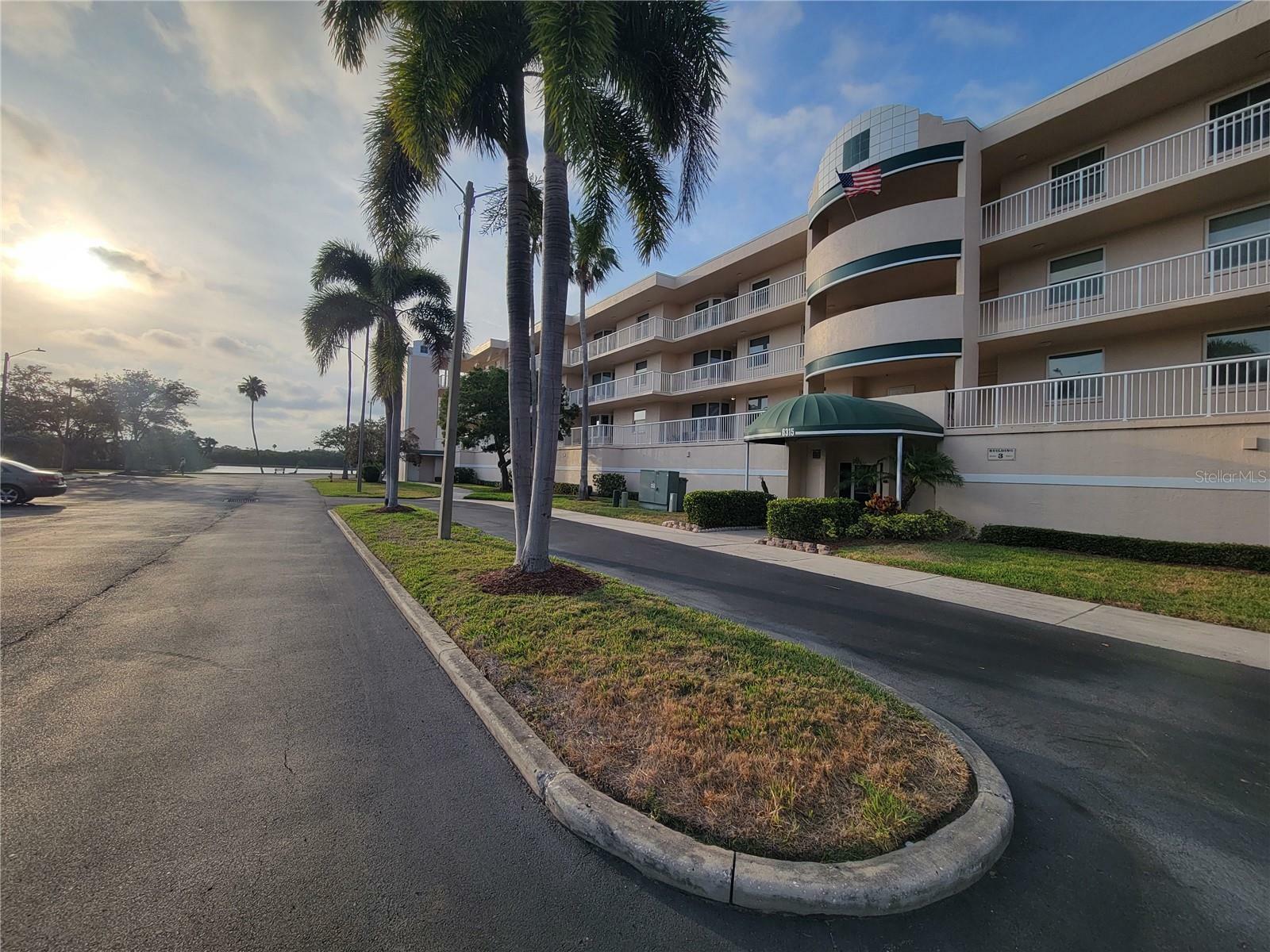 Property Photo: 6315 Shoreline Drive 3107 FL 33708