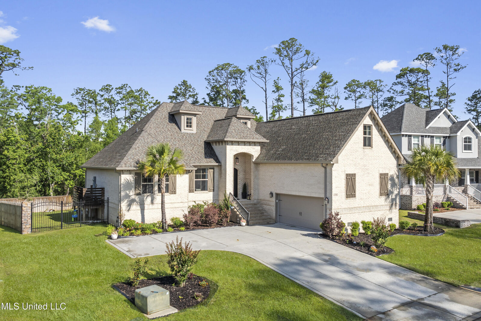 Property Photo: 5705 Via Toscana MS 39564
