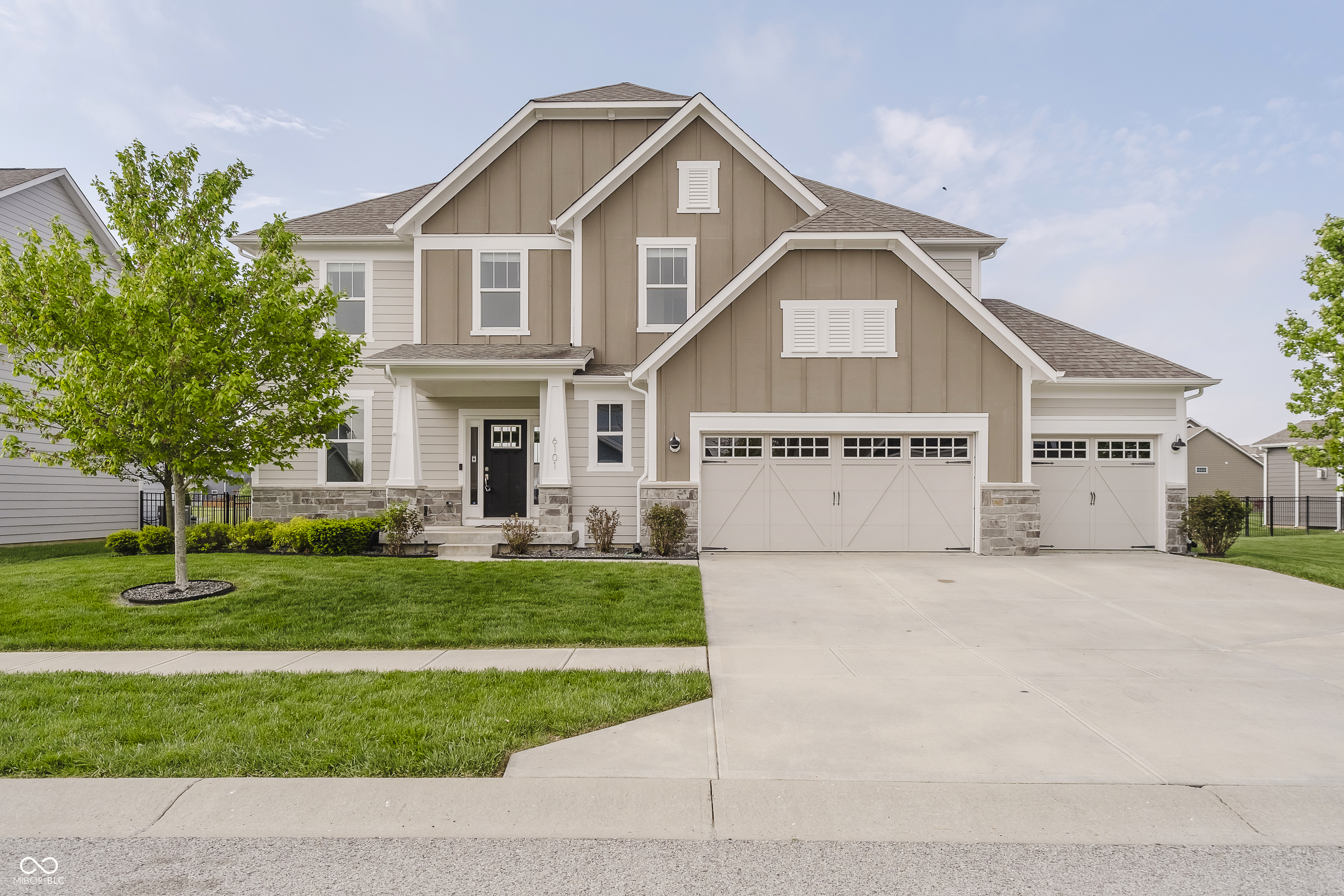 Property Photo: 6101 Hardwick Drive IN 46075