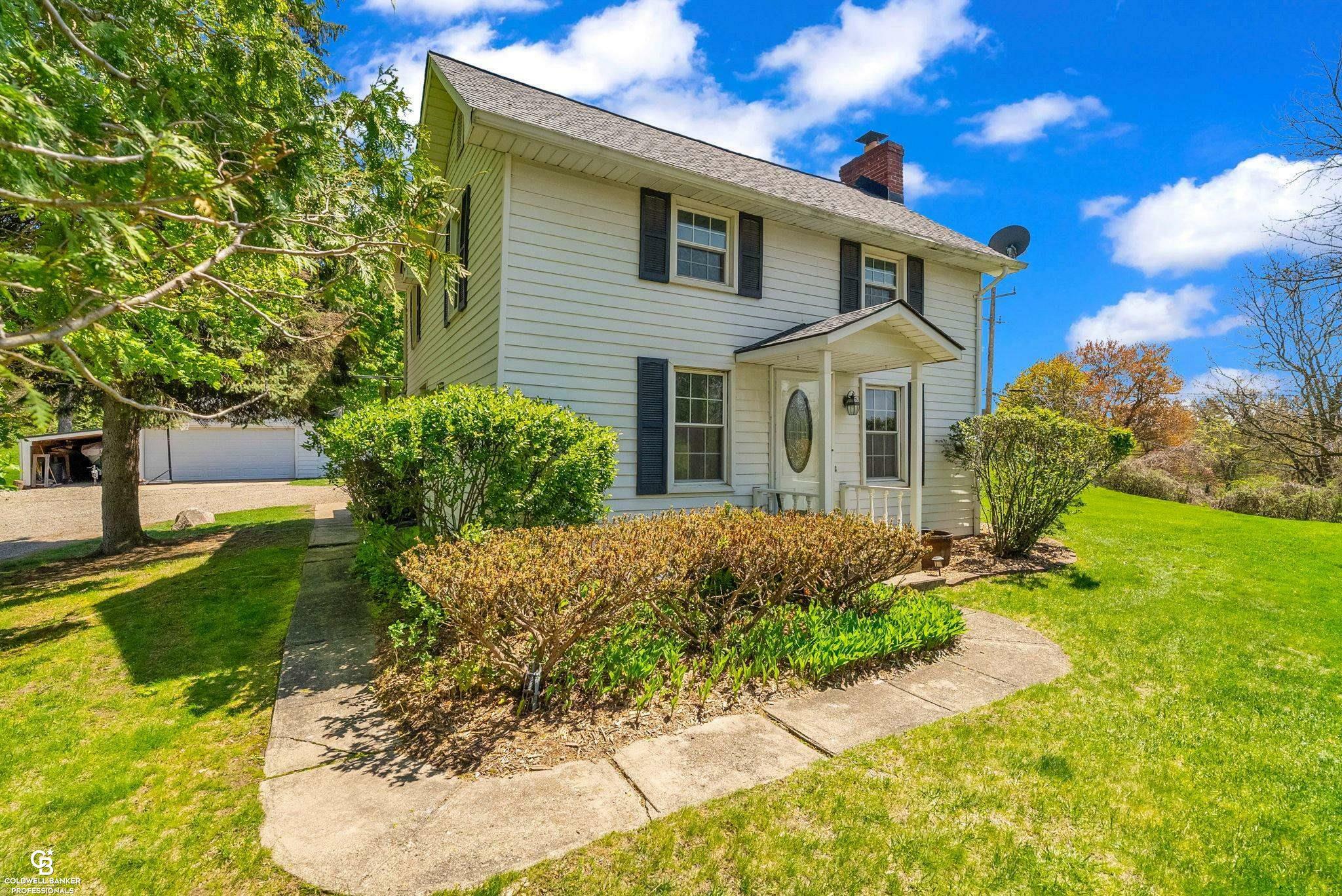 Property Photo: 5252 Rochester Road MI 48367