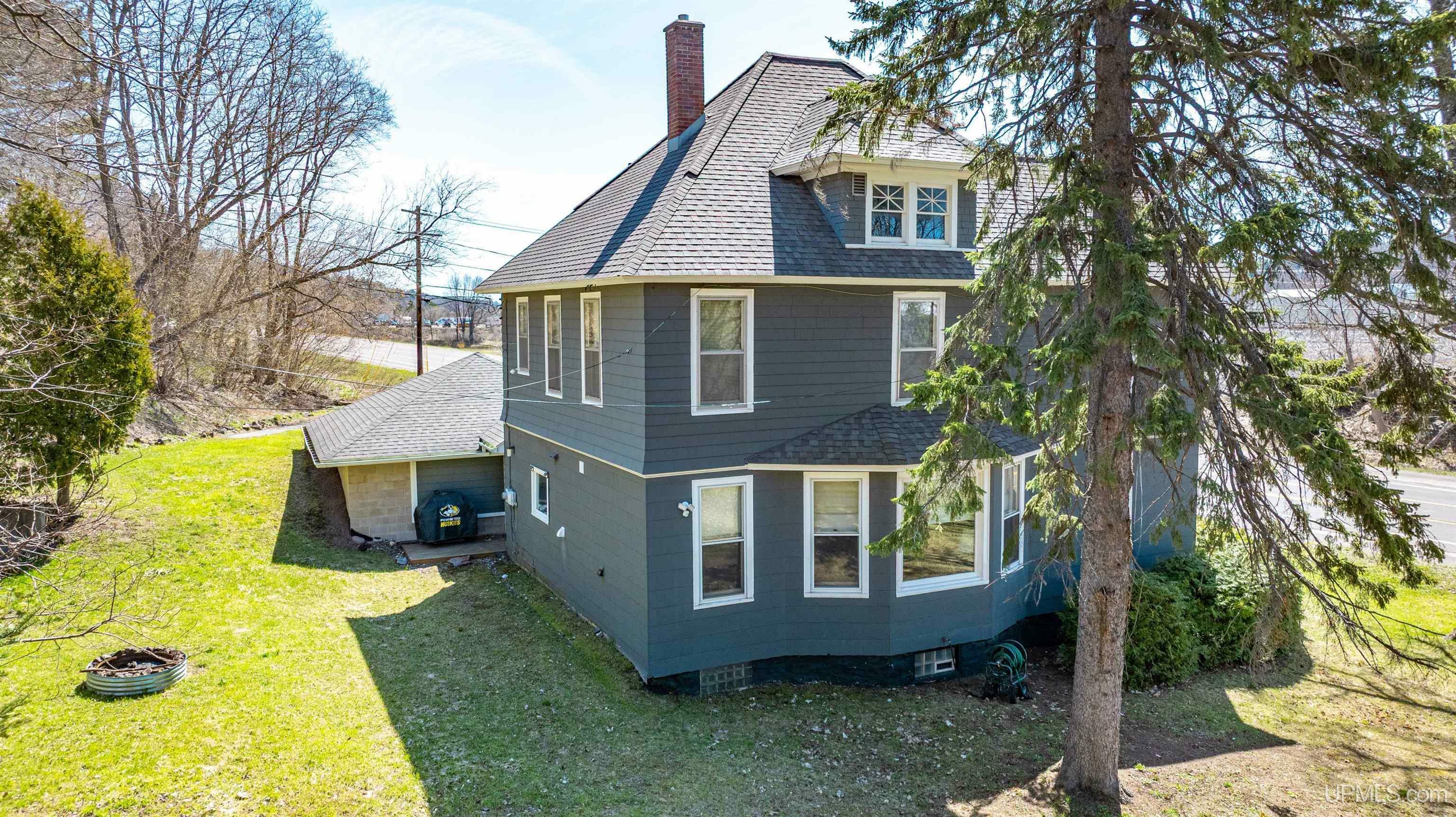 Property Photo: 20402 Royce Road MI 49930