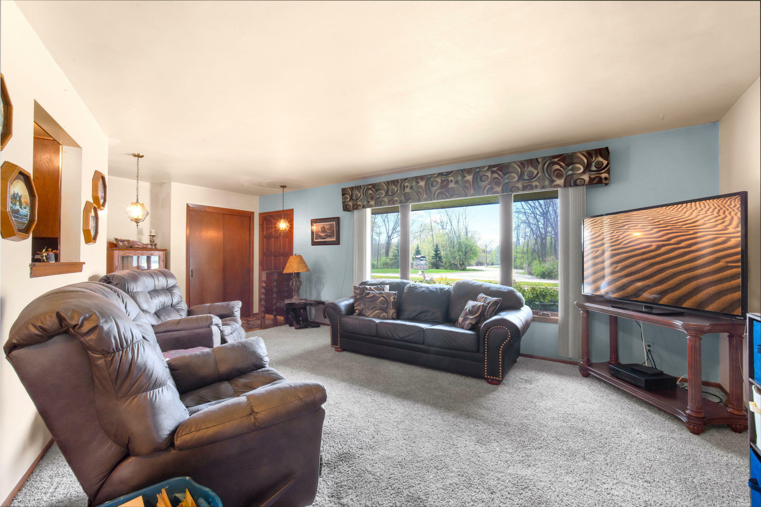 Property Photo: 1480 S Calhoun Rd WI 53151