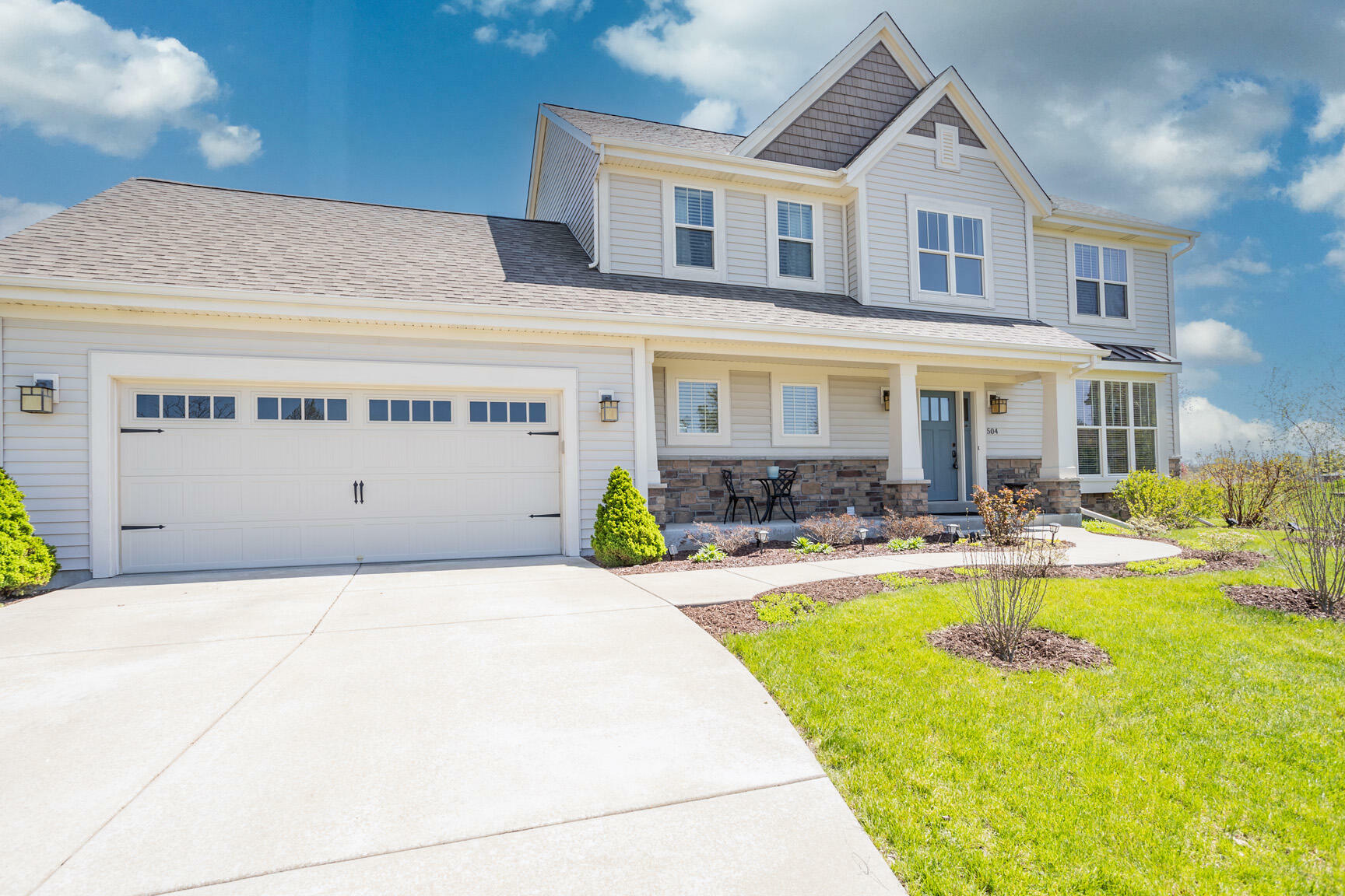 Property Photo: 504 Fairwinds Ct WI 53149