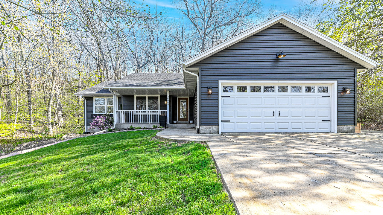 Property Photo:  30409 Barnes Ln  WI 53185 