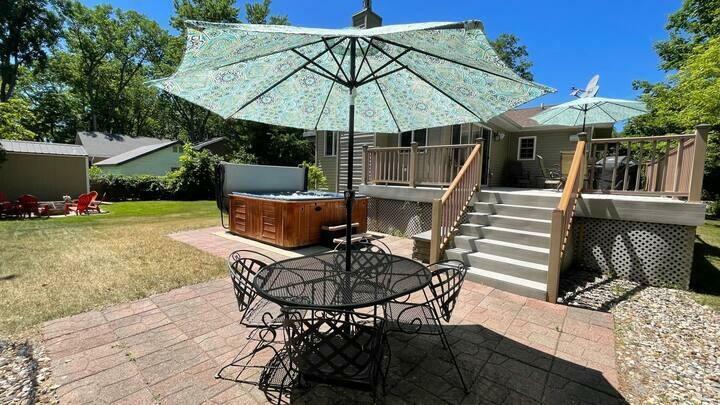 Property Photo: 1117 Bell Avenue MI 49117