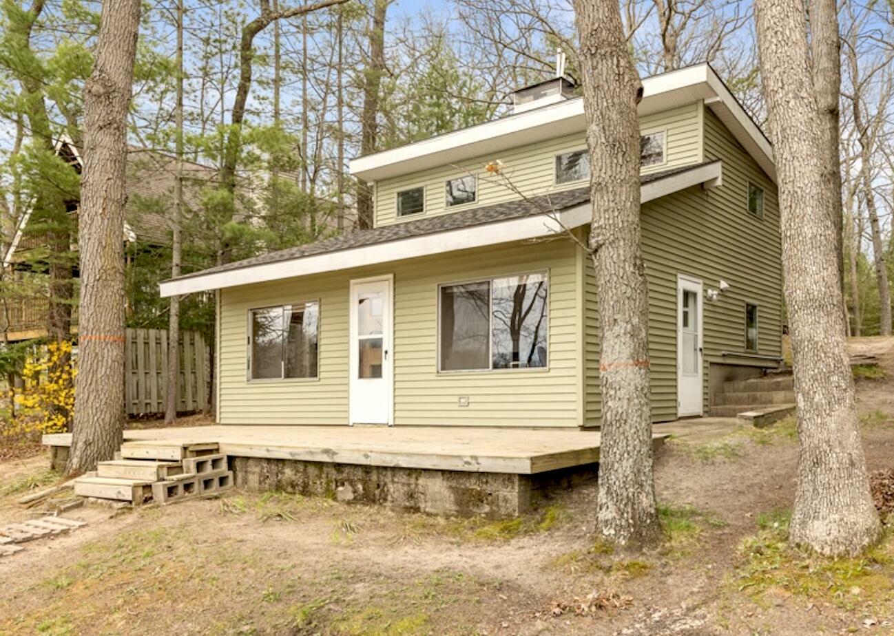 105 S Emerson Drive  Branch MI 49402 photo