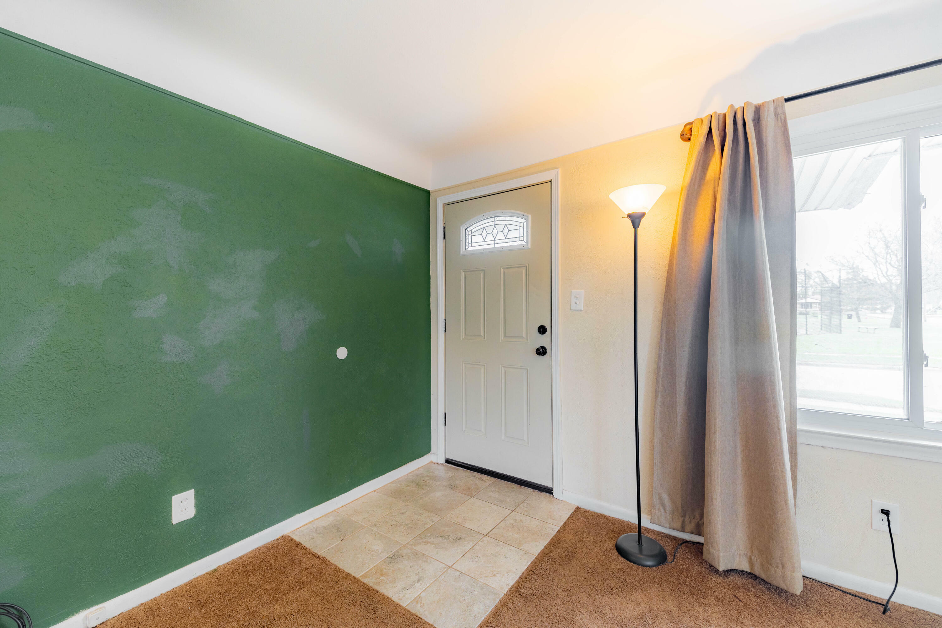 Property Photo: 813 E Hudson MI 48071