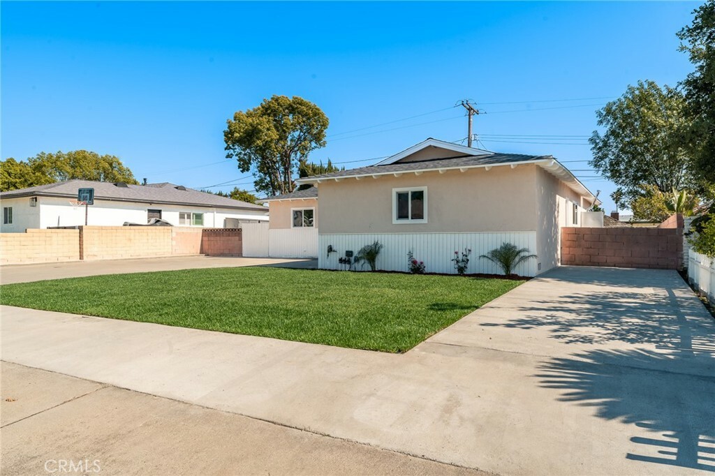Property Photo: 818 Invergarry Street CA 91741