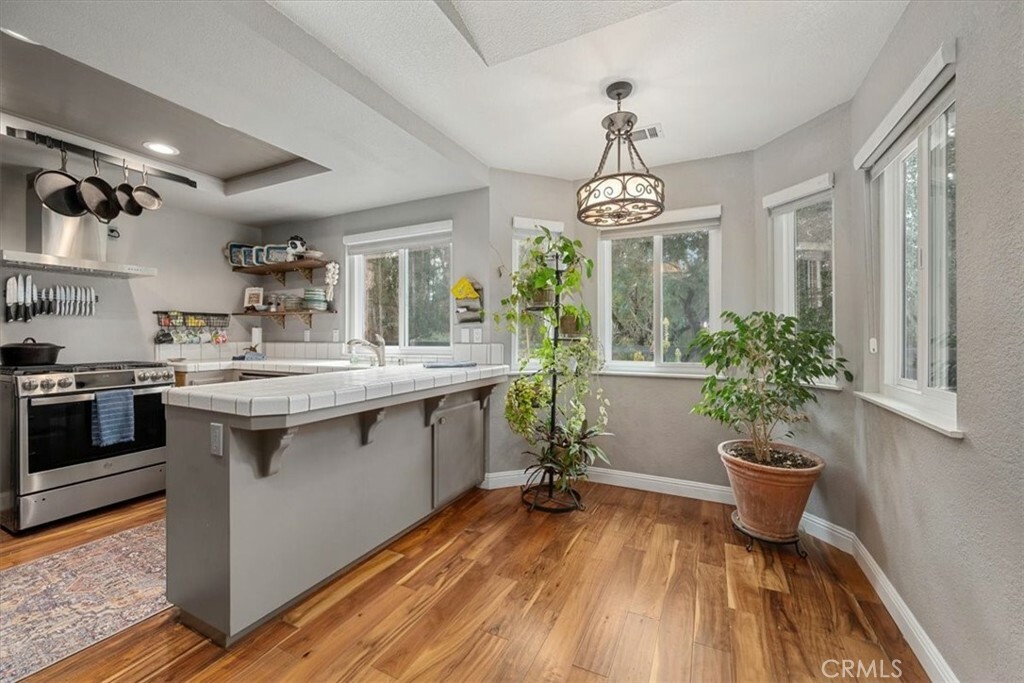 Property Photo:  695 Black Ridge Lane  CA 93444 