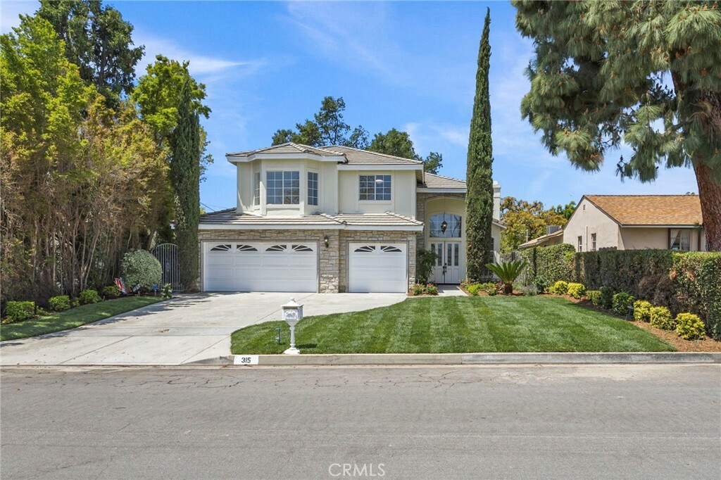 Property Photo: 315 San Antonio Road CA 91007
