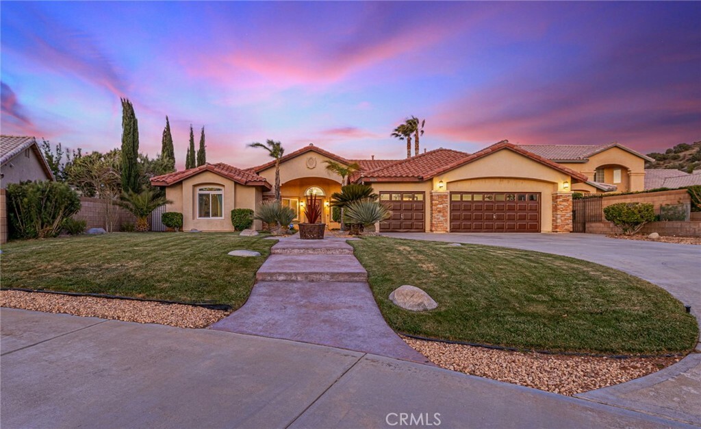 Property Photo: 40214 Jacinto Way CA 93551