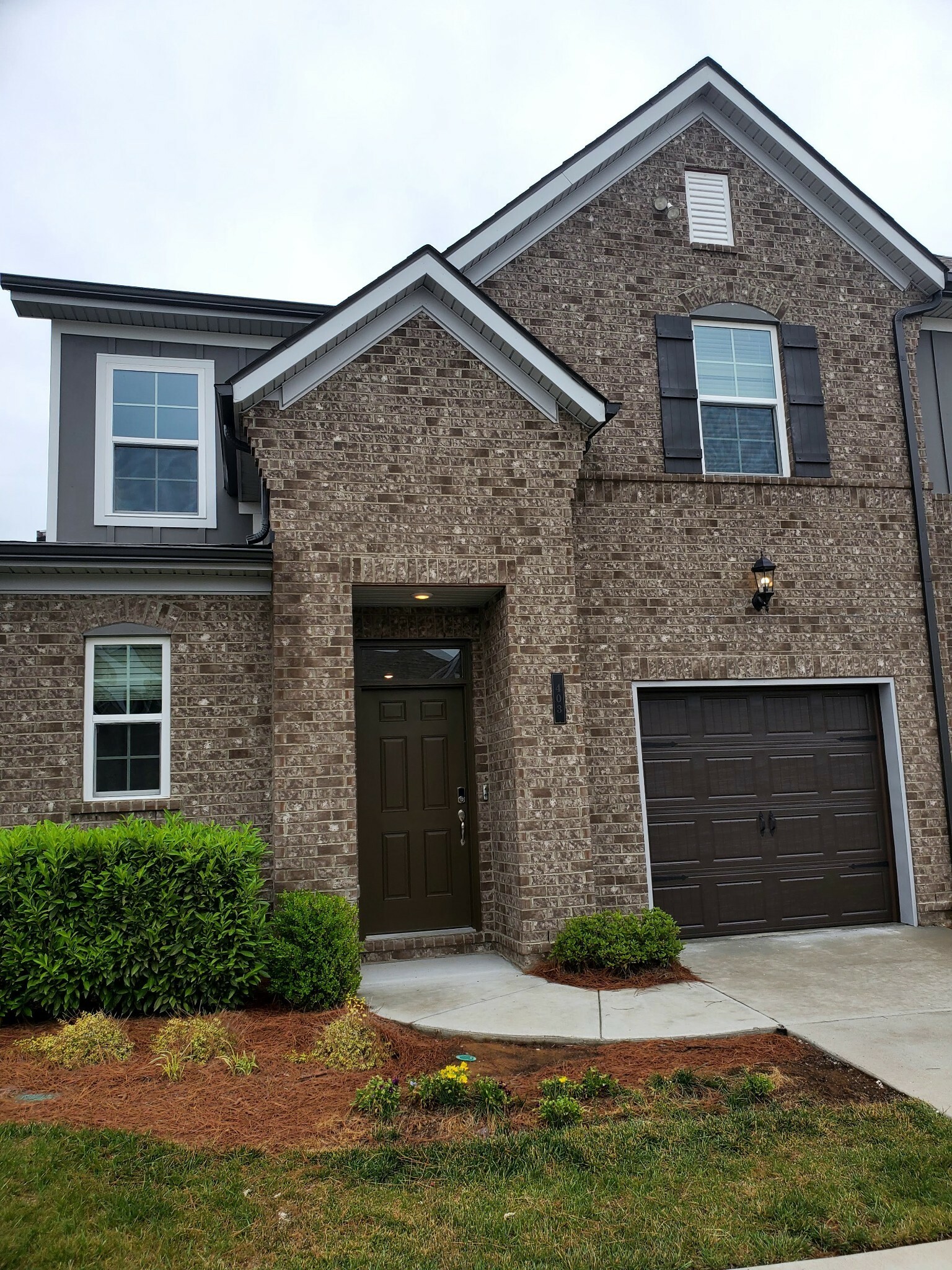 Property Photo: 403 Wooden Shoe Way TN 37090