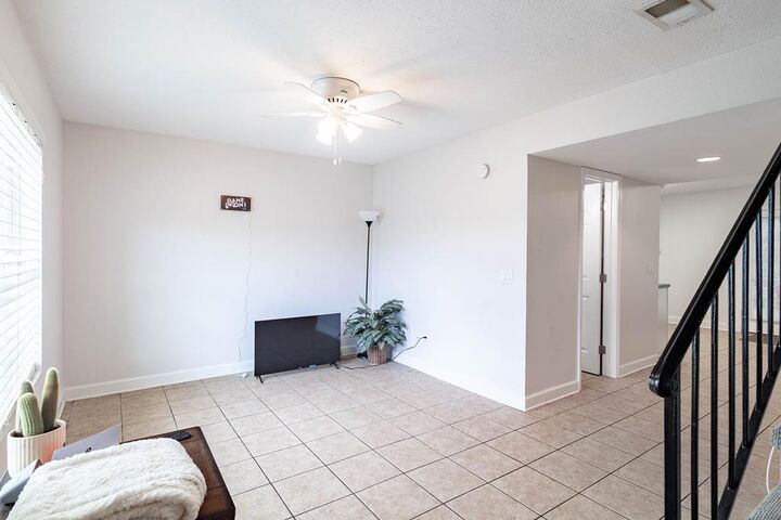 Property Photo:  8 1802 West Jackson Avenue  MS 38655 
