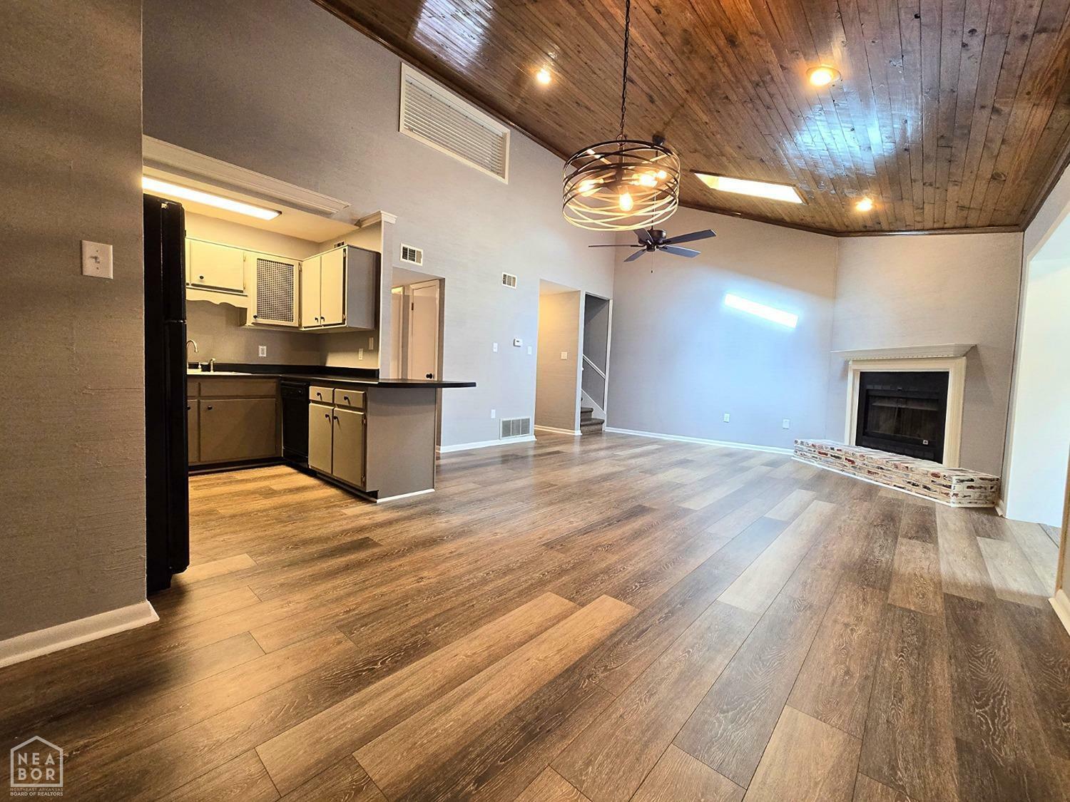 Property Photo: 2715 Greenbriar Drive AR 72401