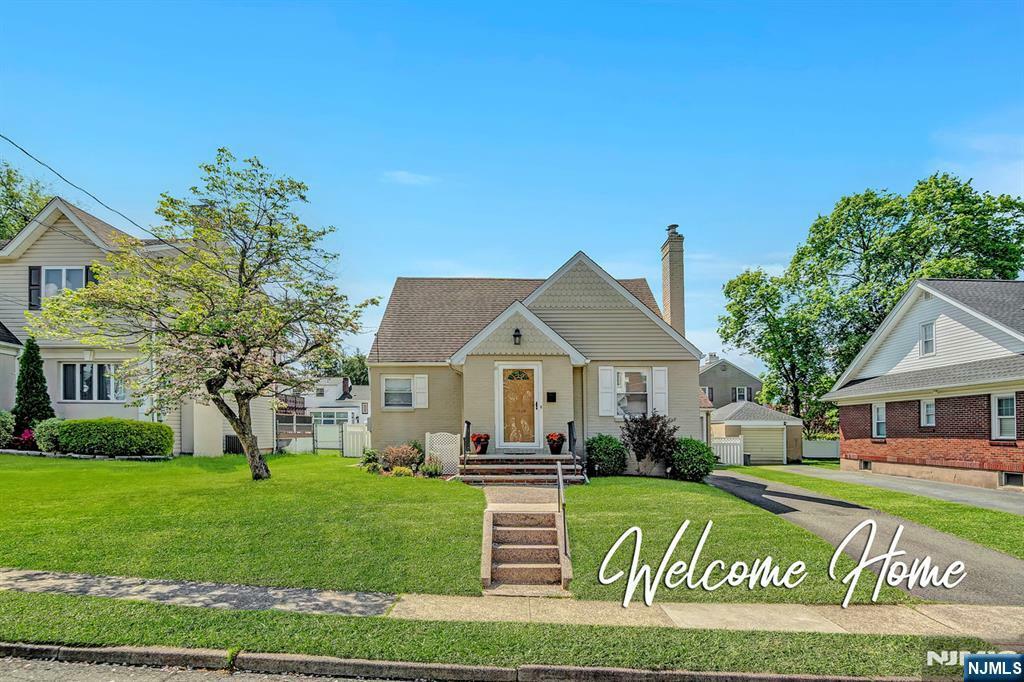 Property Photo: 13-08 Floral Avenue NJ 07410
