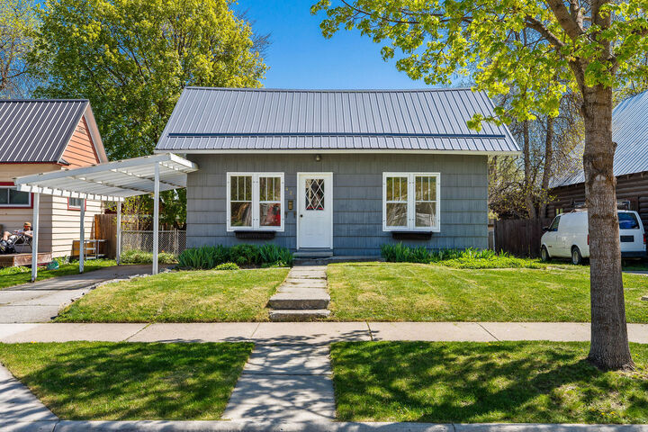 427 Somers Avenue  Whitefish MT 59937 photo