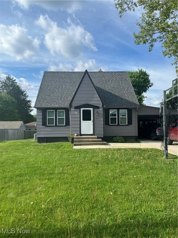 Property Photo: 14 E Oakland Boulevard OH 44471