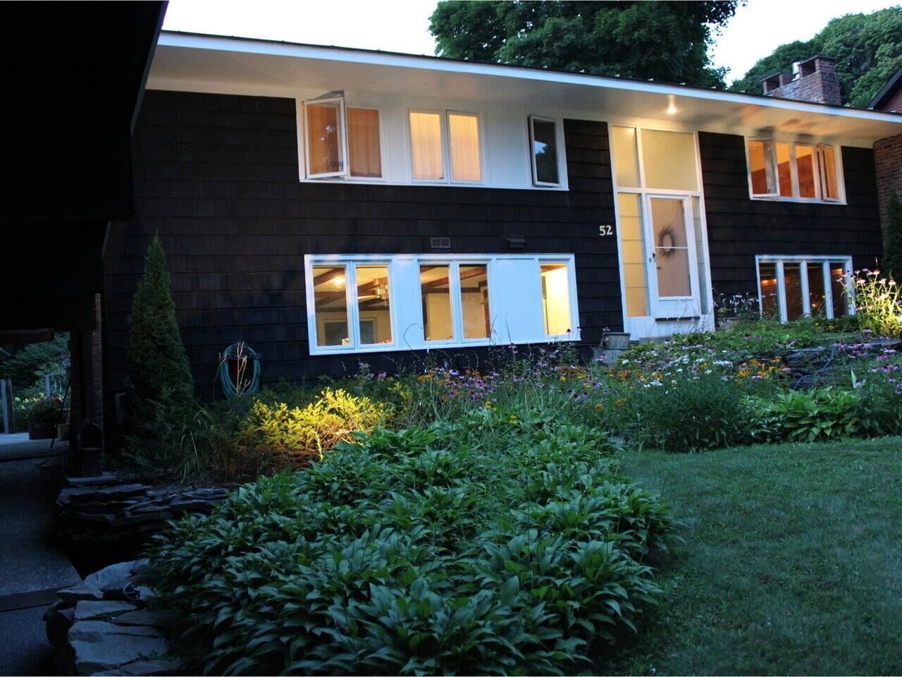 Property Photo:  52 Cliff Street  VT 05401 