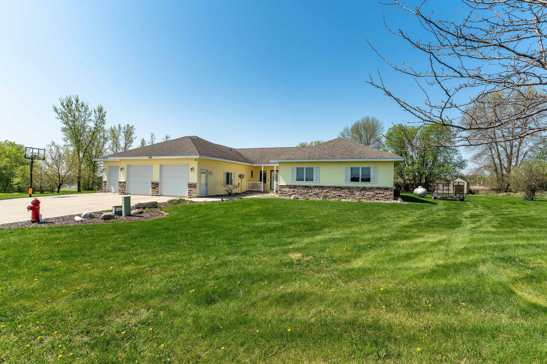 Property Photo: 204 Meadow Circle MN 56309