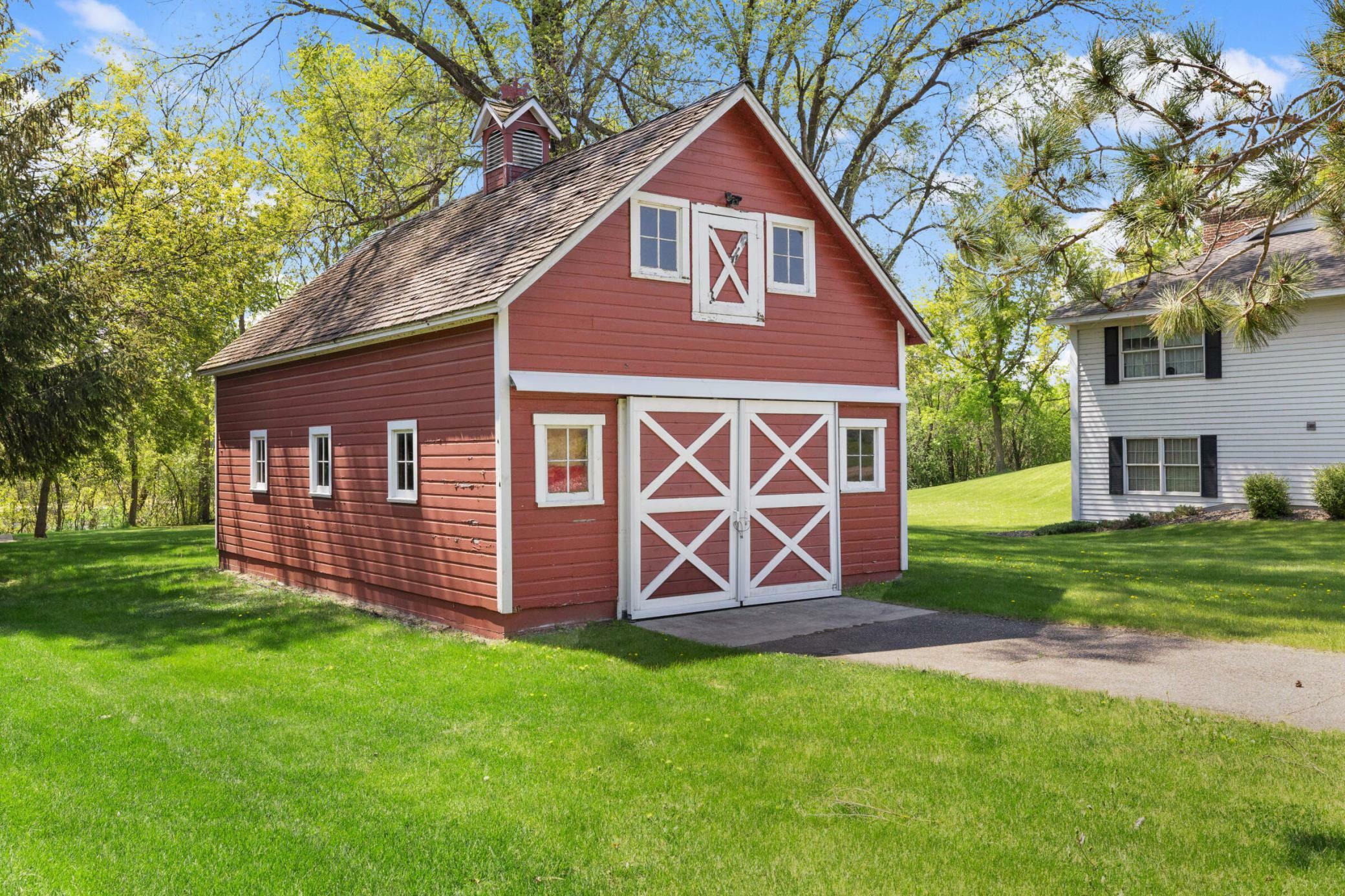 Property Photo: 16865 Terrey Pine Dr MN 55347