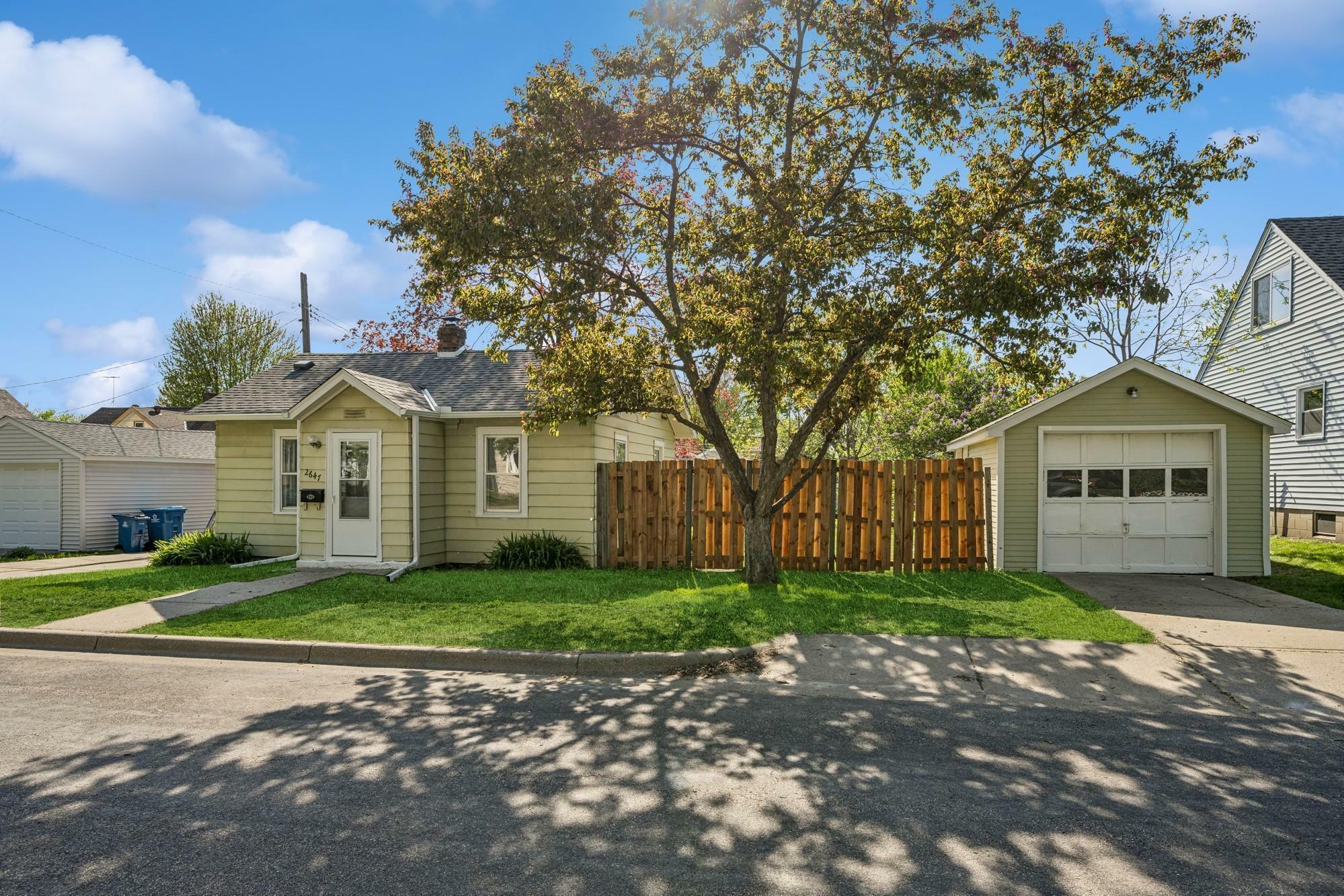 2647 Abbott Avenue N  Robbinsdale MN 55422 photo